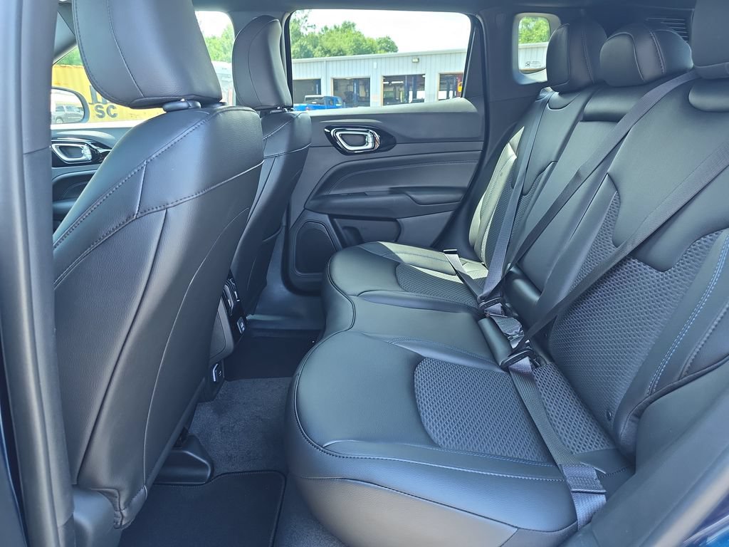 New 2026 Jeep Compass Latitude AWD/4WD image 24