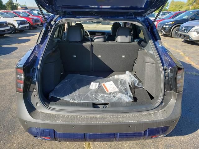 New 2026 Nissan Kicks SR w/ Cold Weather Package image 6