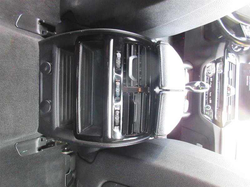 Used 2018 BMW 540i xDrive image 25