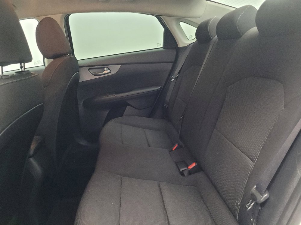 Used 2020 Kia Forte LXS image 18