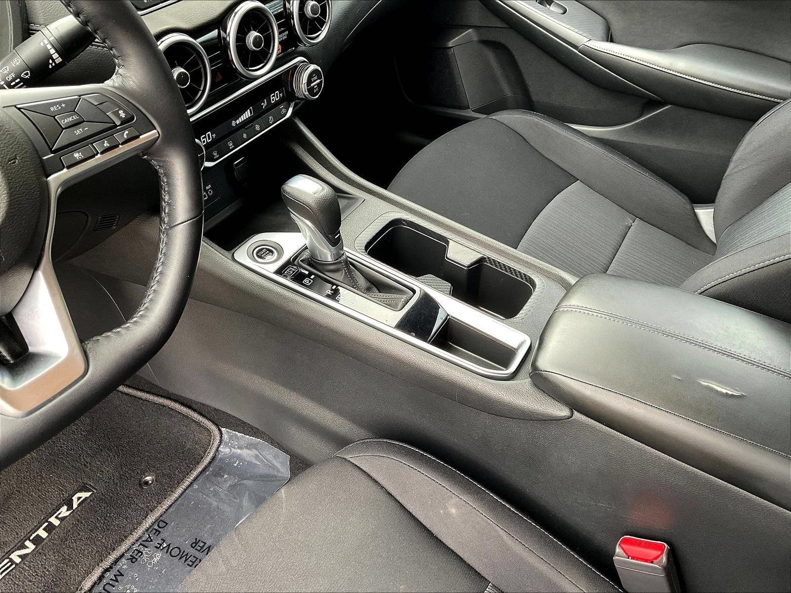 Certified 2020 Nissan Sentra SV FWD image 17