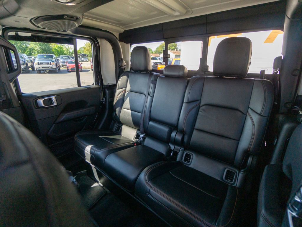 Used 2022 Jeep Gladiator Mojave w/ LED Lighting Group image 32
