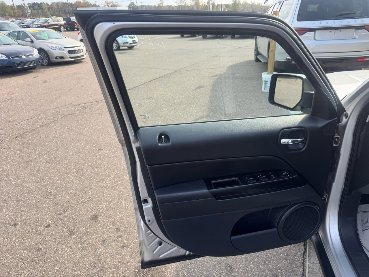 Used 2013 Jeep Patriot Sport image 15