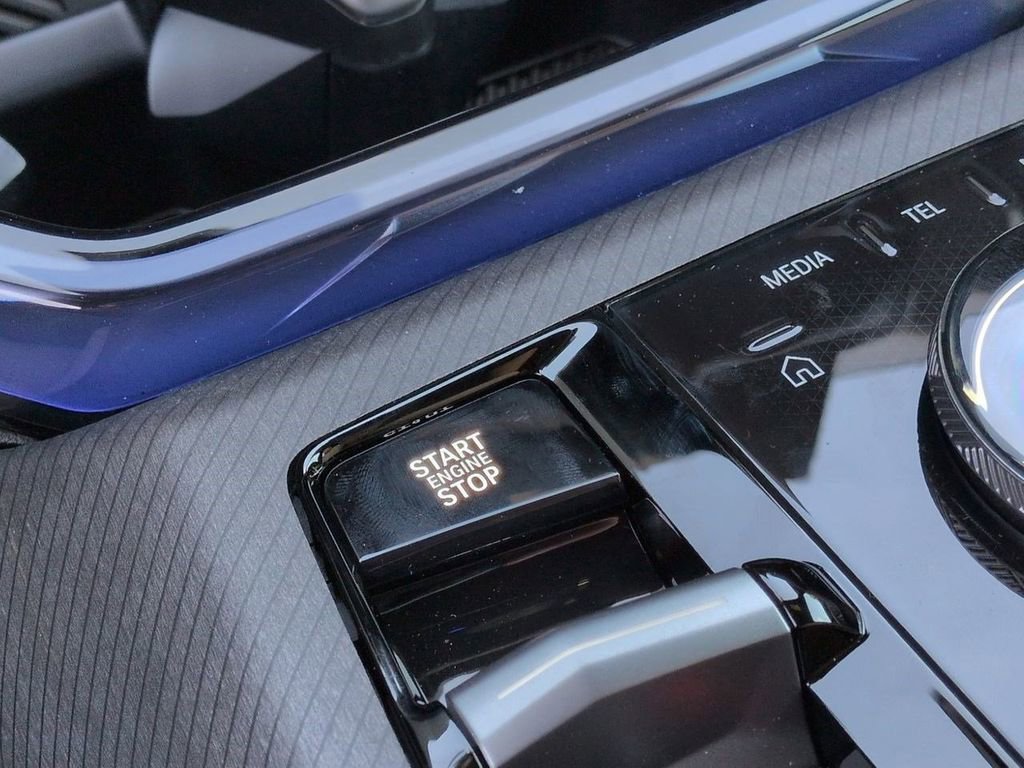 New 2026 BMW X3 xDrive30 w/ Premium Package image 28