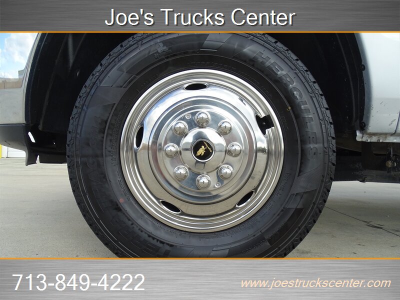 Used 2018 RAM 3500 Tradesman w/ Chrome Appearance Group AWD/4WD image 52