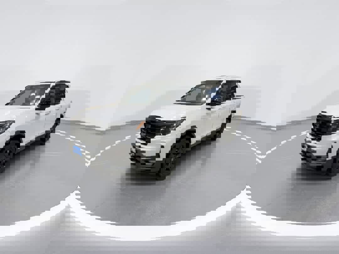 Used 2021 Honda Ridgeline Black Edition image 4