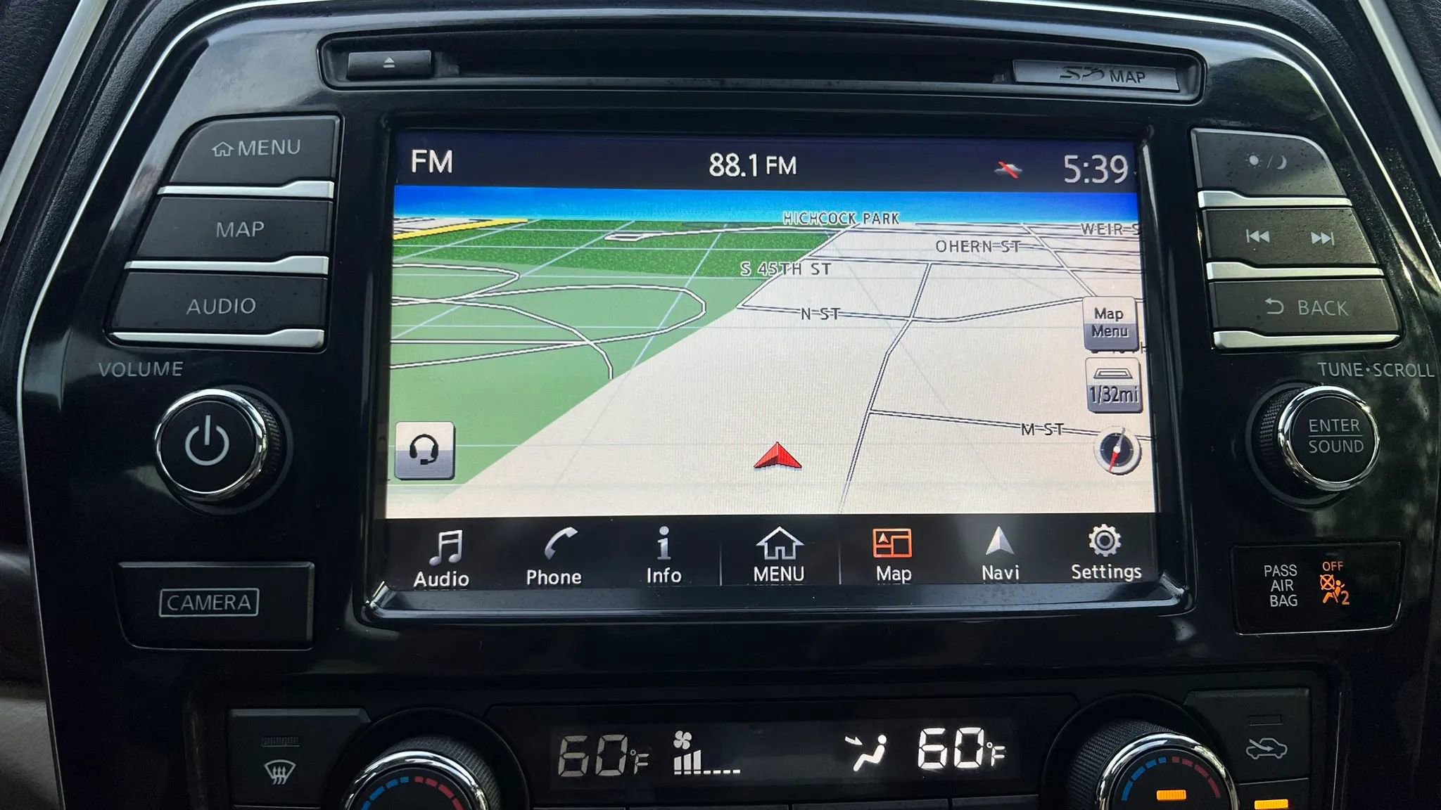 Used 2017 Nissan Maxima Platinum FWD image 37