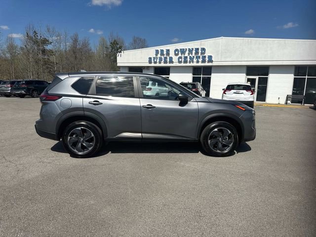 Used 2025 Nissan Rogue SV FWD image 3