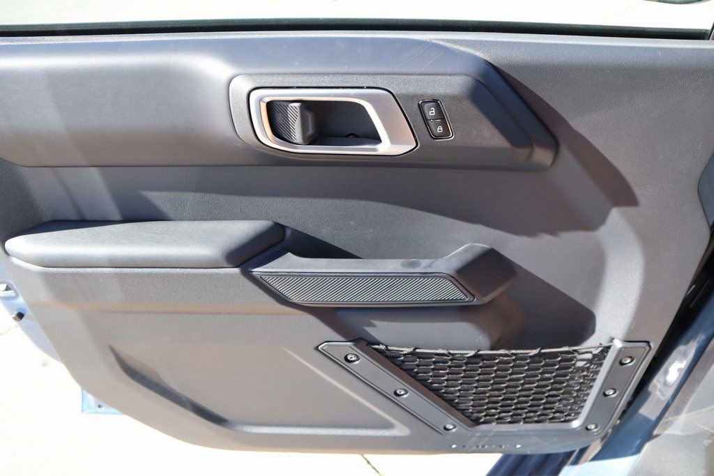 New 2025 Ford Bronco Outer Banks image 16