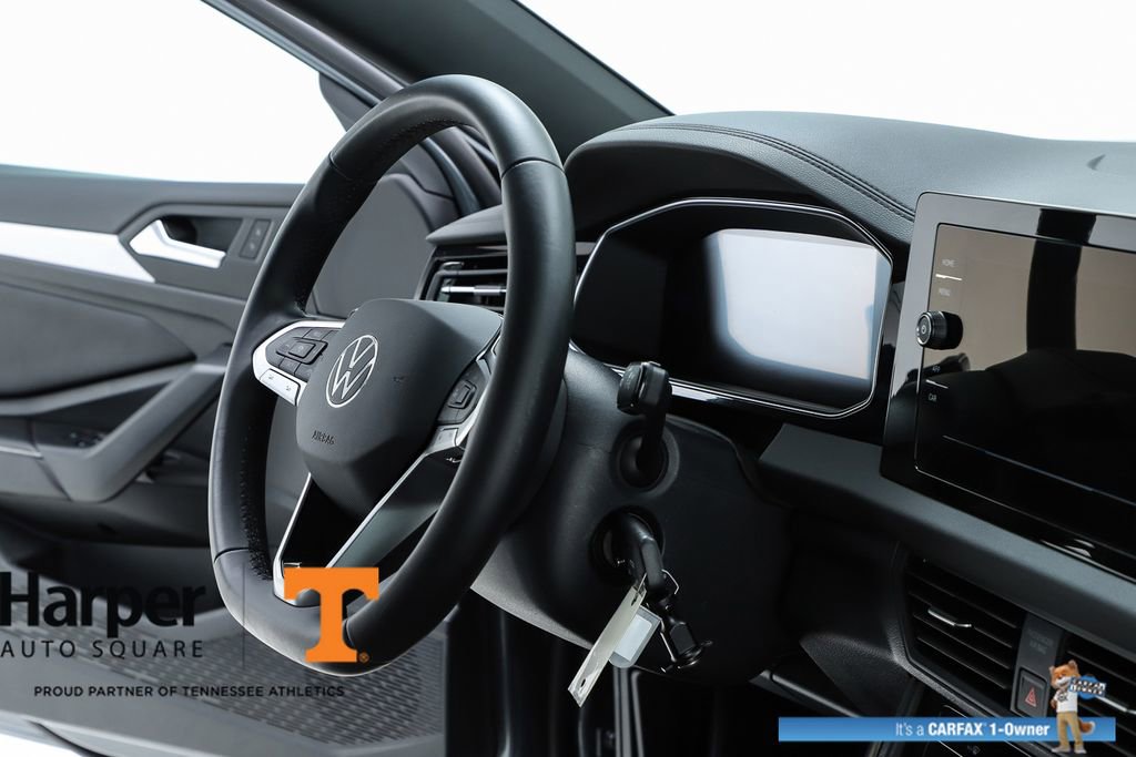 Used 2025 Volkswagen Jetta Sport image 34