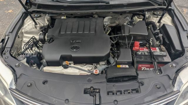 Used 2018 Toyota Avalon XLE Plus image 42