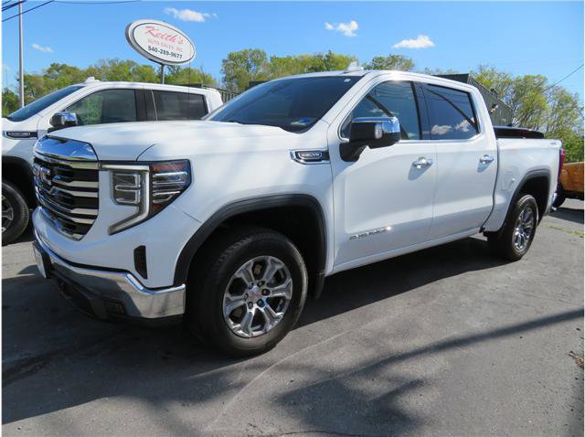 Used 2025 GMC Sierra 1500 SLT AWD/4WD image 1
