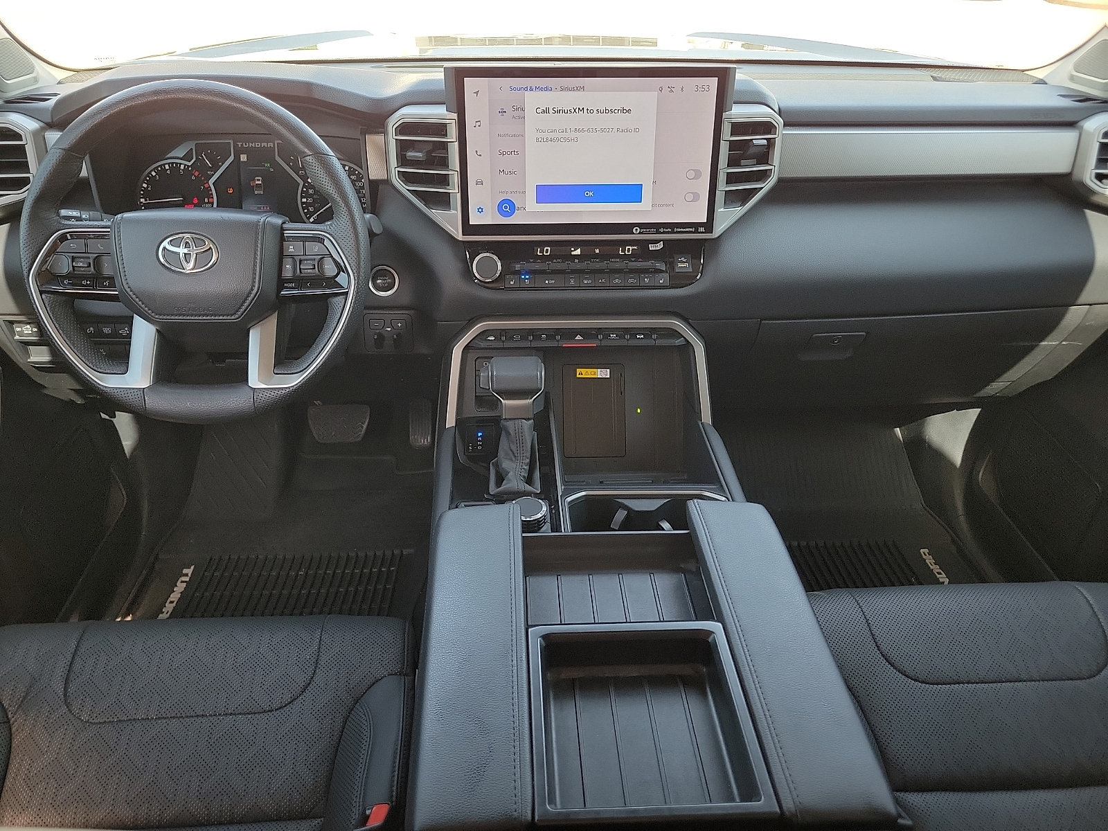 Used 2022 Toyota Tundra Limited AWD/4WD image 9
