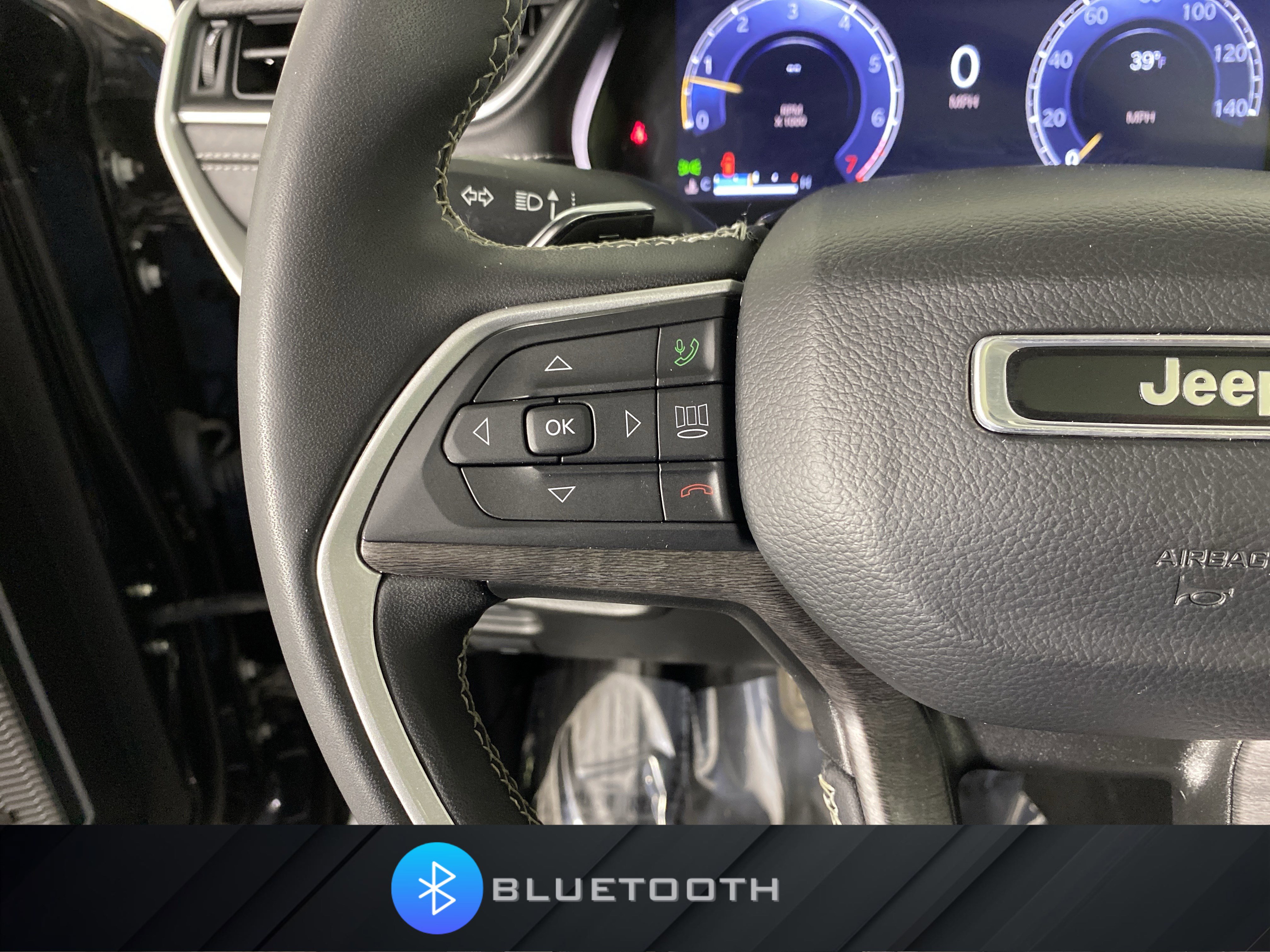 Used 2023 Jeep Grand Cherokee L Limited w/ Luxury Tech Group II image 22