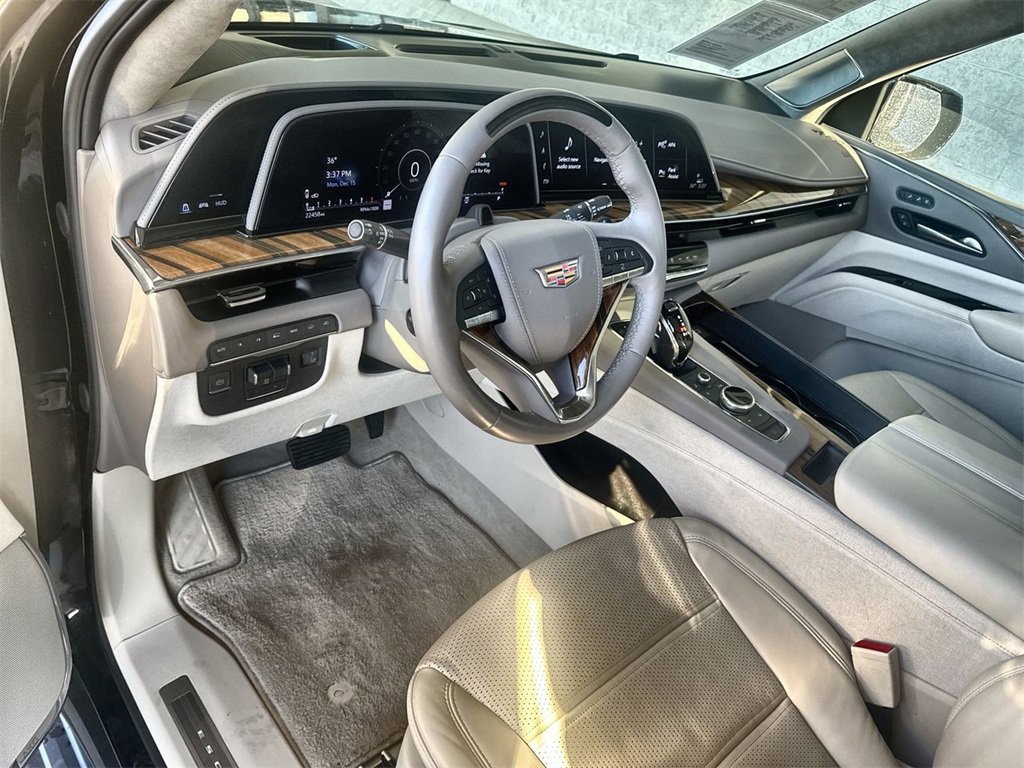Certified 2023 Cadillac Escalade Sport Platinum image 10