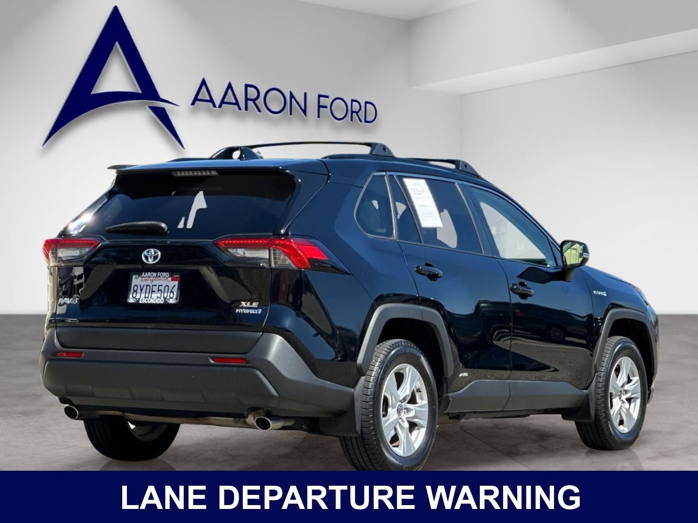 Used 2021 Toyota RAV4 XLE w/ Convenience Package AWD/4WD image 6
