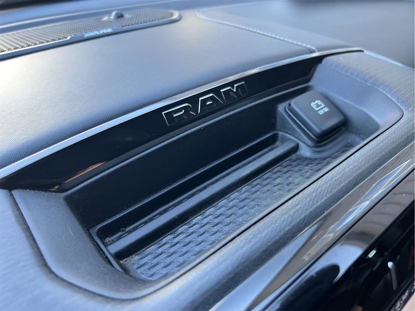 Used 2022 RAM 1500 Limited w/ Trailer Tow Group image 17