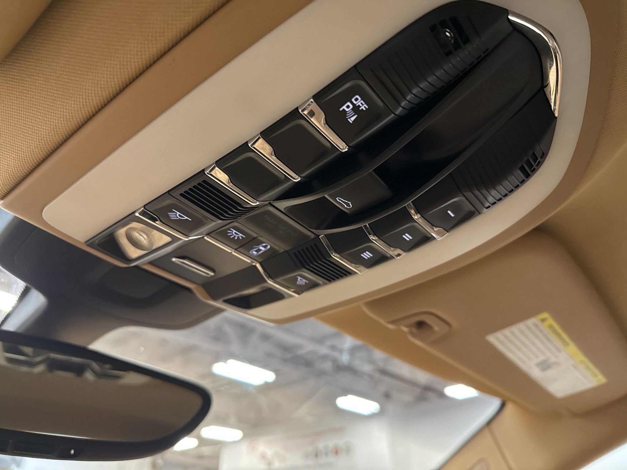 Used 2012 Porsche Panamera S image 34