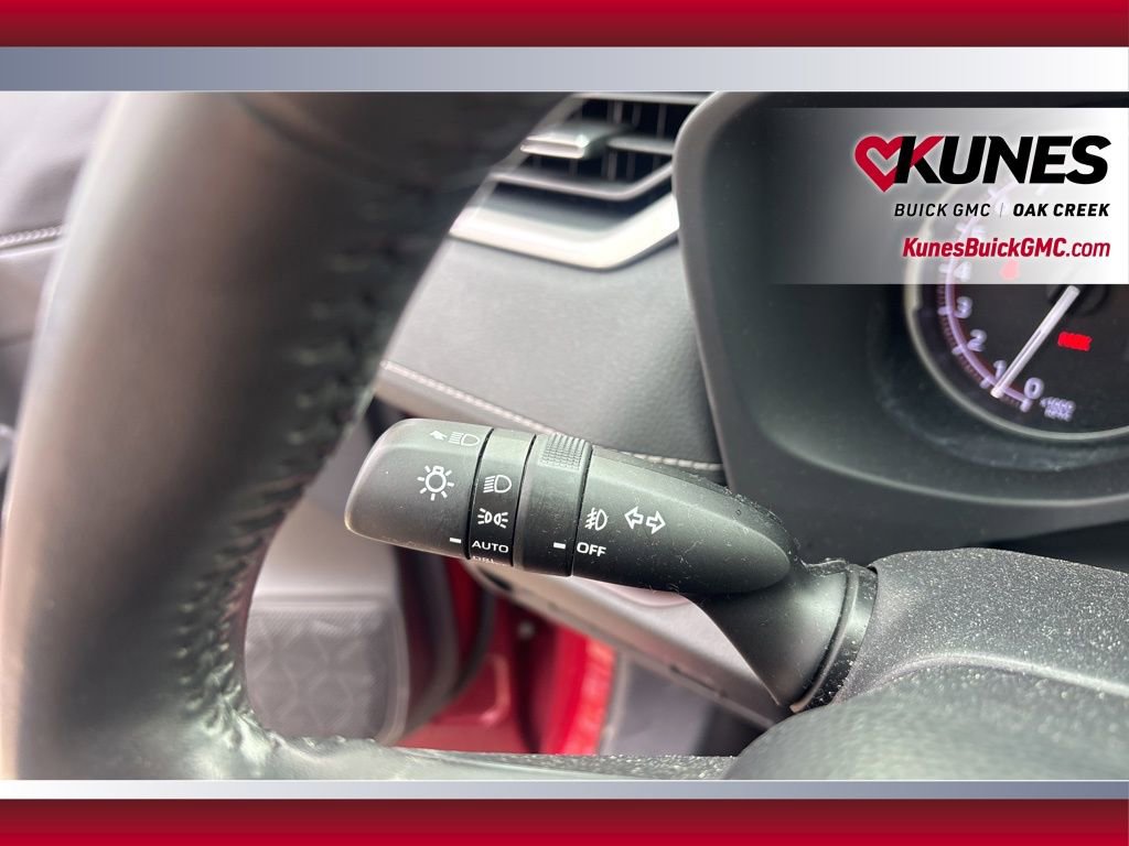 Used 2020 Toyota RAV4 Limited image 14