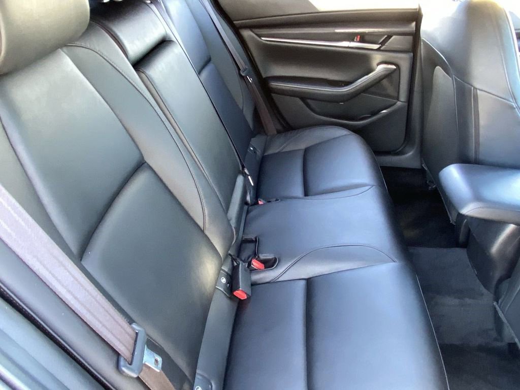 Used 2022 MAZDA MAZDA3 s image 13