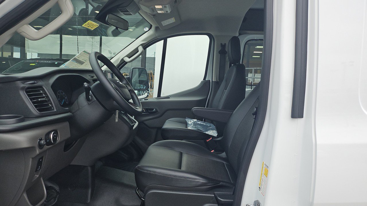 New 2025 Ford Transit 250 Low Roof AWD image 7