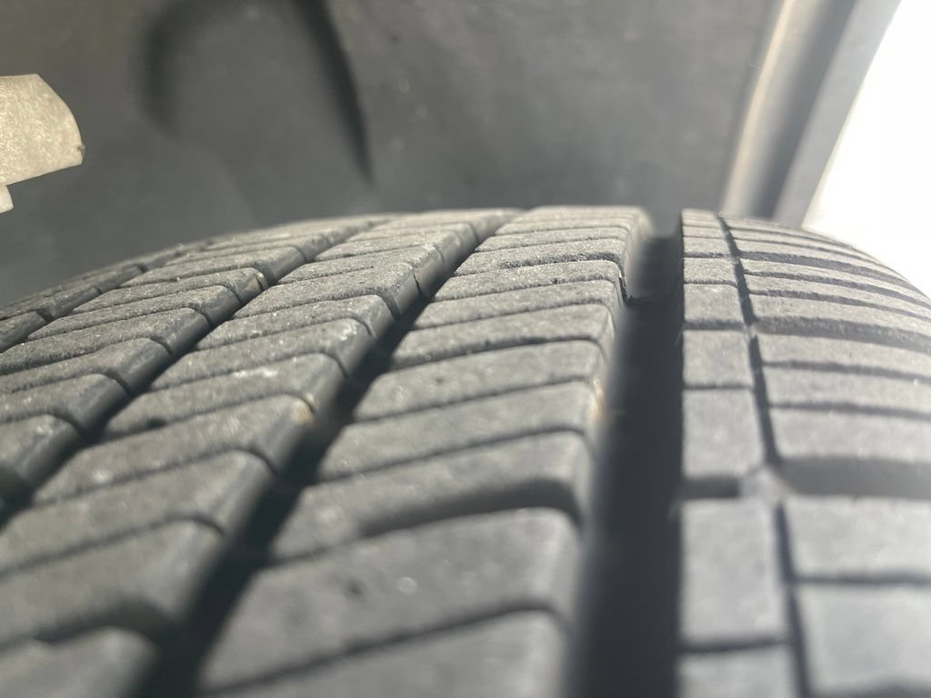 Used 2019 Mercedes-Benz GLC 300 4MATIC image 25