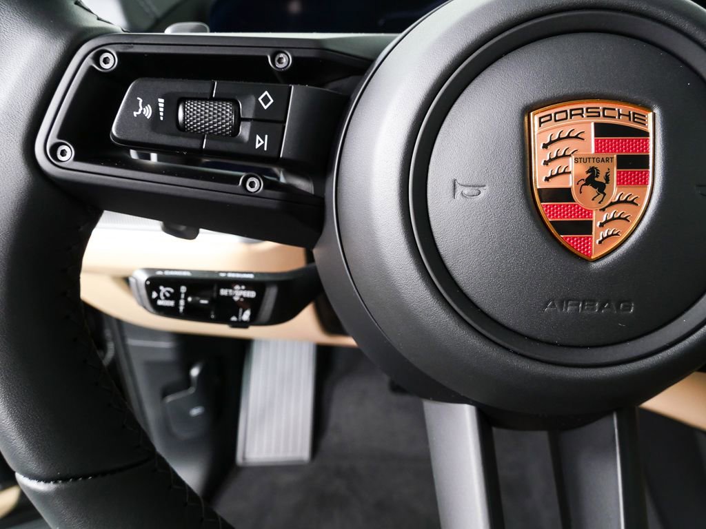 New 2026 Porsche Cayenne Coupe image 10