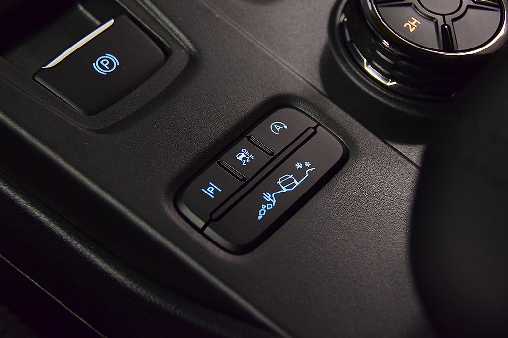 New 2025 Ford Ranger XLT w/ FX4 Off-Road Package image 28