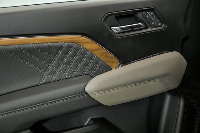 New 2026 GMC Canyon Denali image 6