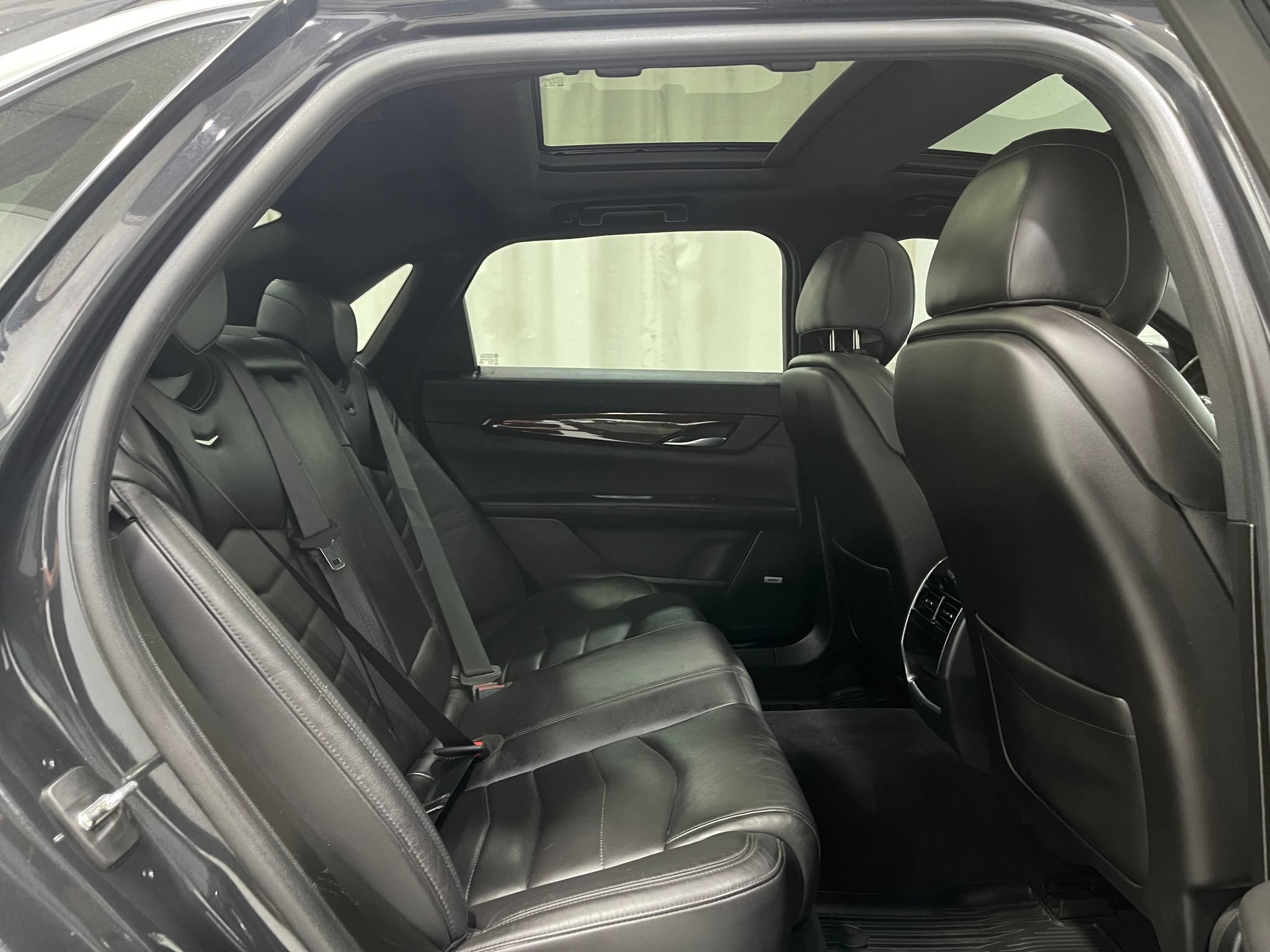 Used 2019 Cadillac CT6 Luxury AWD/4WD image 30
