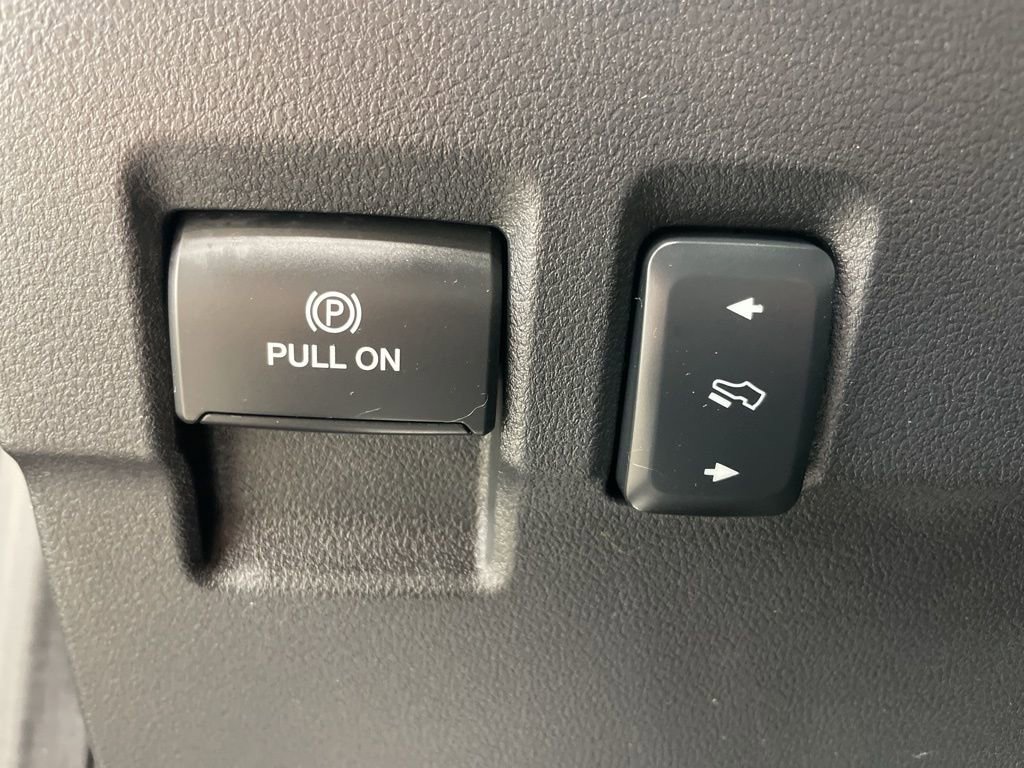 Used 2024 Ford F250 Lariat w/ Sport Appearance Package image 33