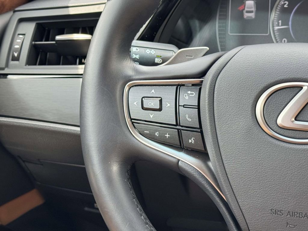 Used 2023 Lexus ES 250 w/ Premium Package AWD/4WD image 22