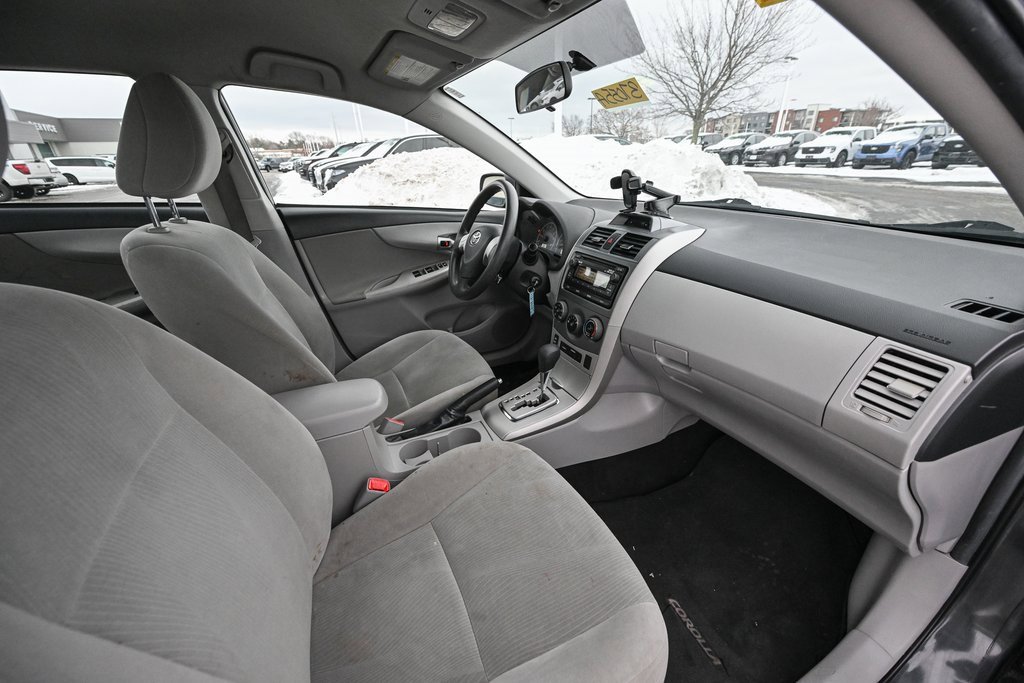 Used 2012 Toyota Corolla LE image 21
