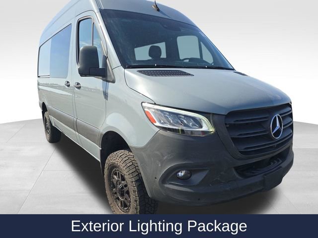 Used 2021 Mercedes-Benz Sprinter 144 Cargo w/ Comfort Plus Package image 3