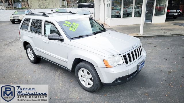 Used 2010 Jeep Grand Cherokee Laredo image 1