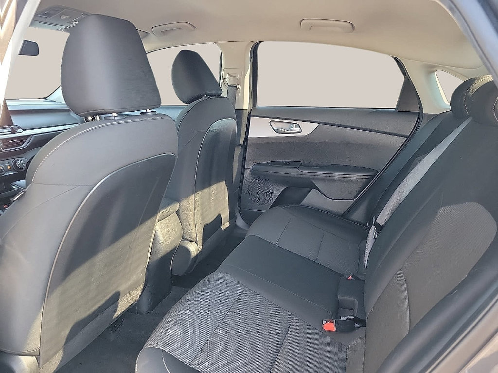 Used 2024 Kia Forte LXS FWD image 8