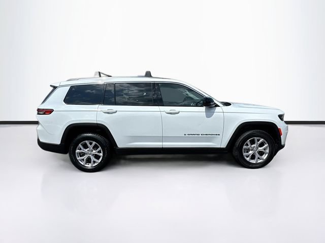 Used 2022 Jeep Grand Cherokee L Limited AWD/4WD image 11