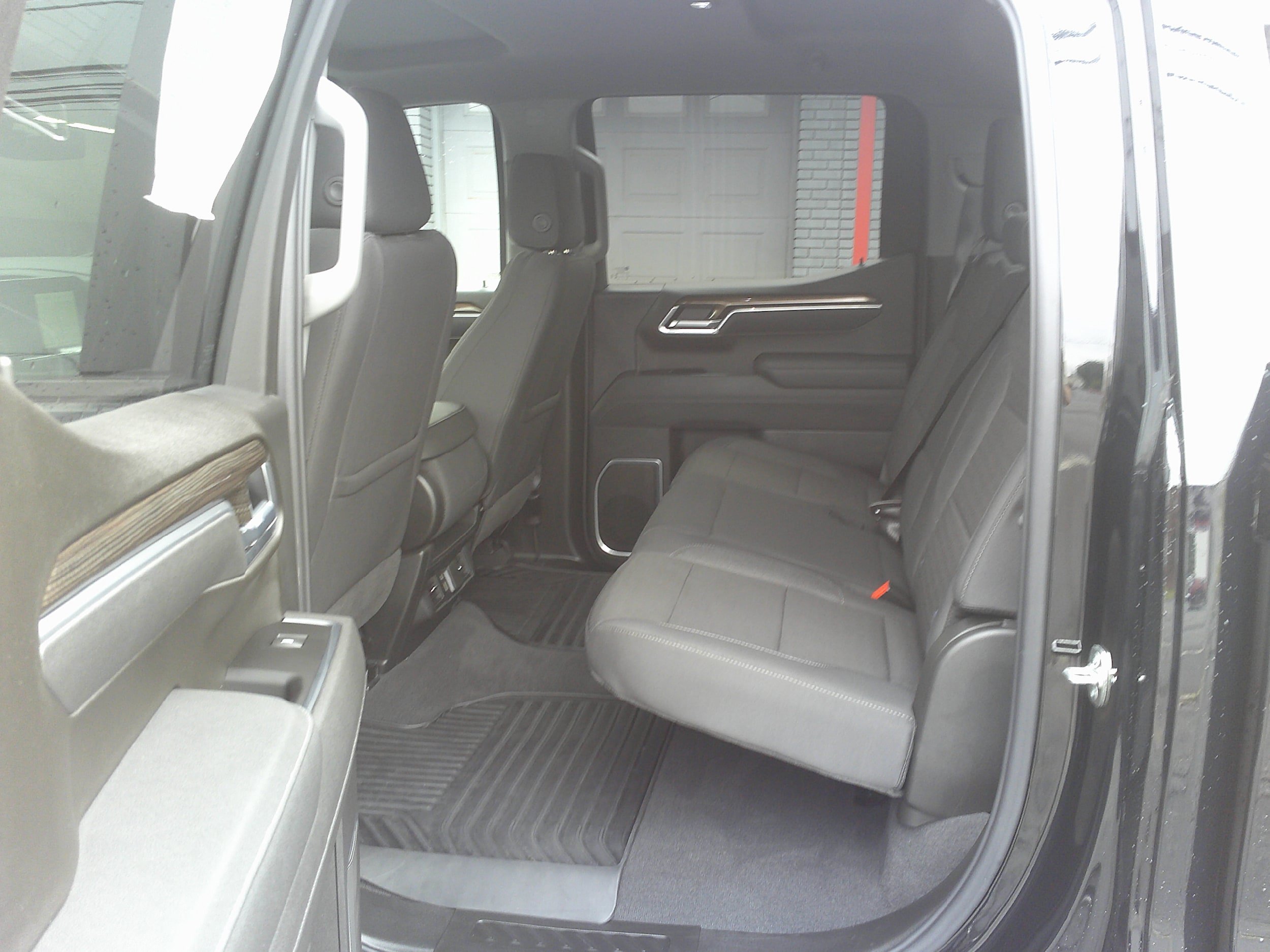 Used 2026 Chevrolet Silverado 1500 LT AWD/4WD image 18