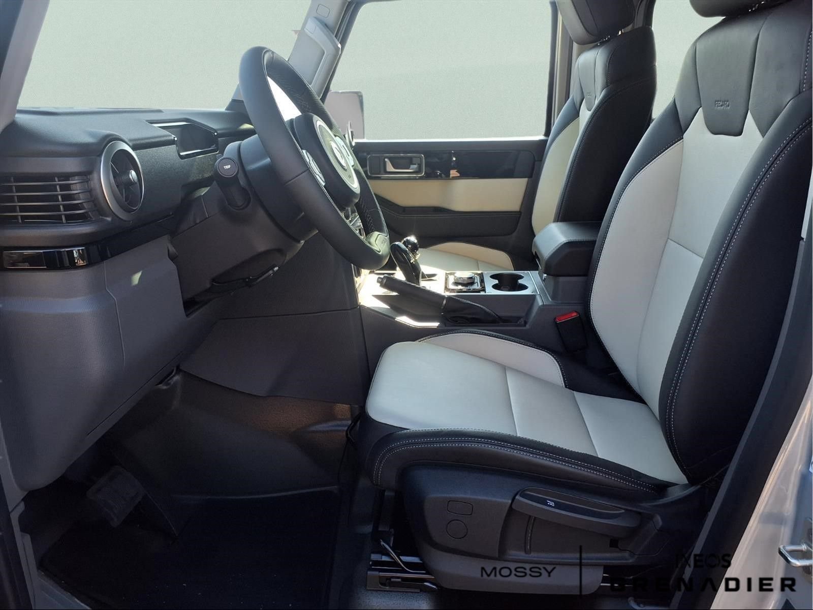 New 2025 INEOS Grenadier Station Wagon AWD/4WD image 8