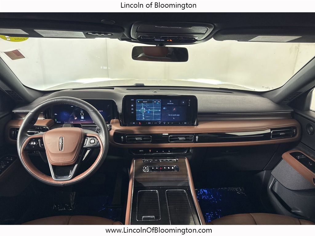 Certified 2025 Lincoln Aviator Reserve w/ Illumination Package image 30