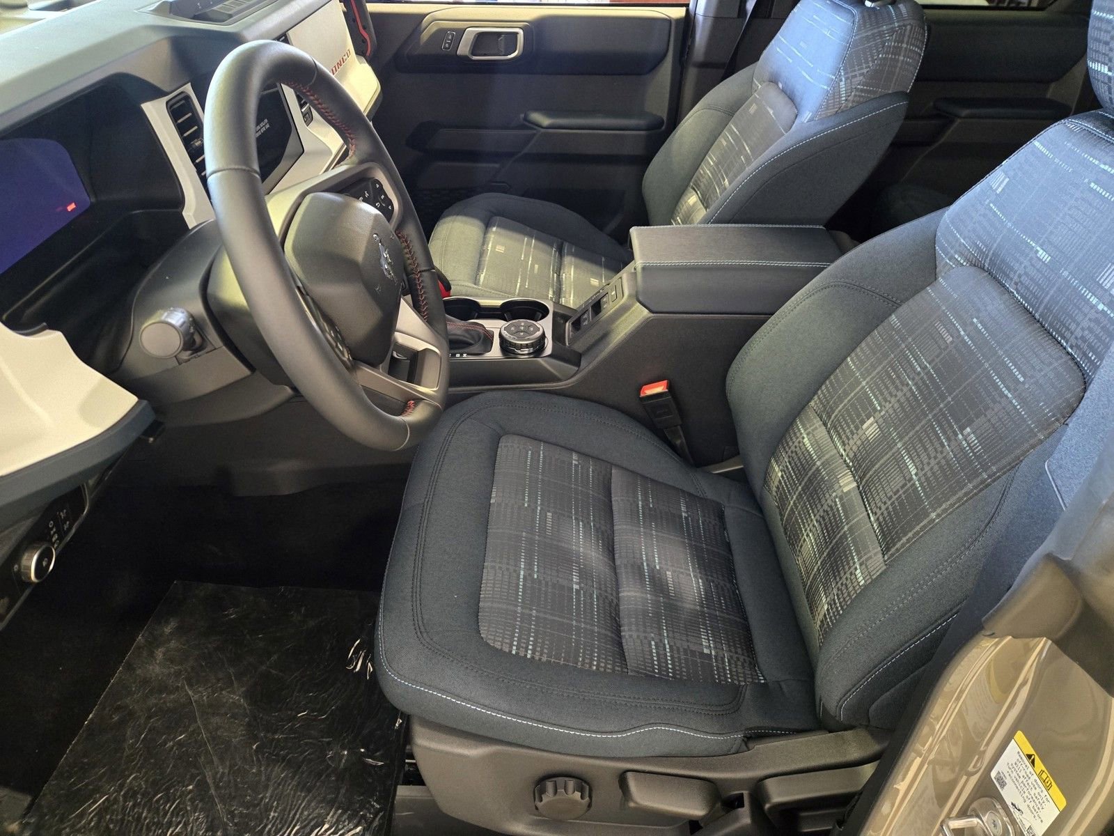 New 2026 Ford Bronco Heritage Edition image 8