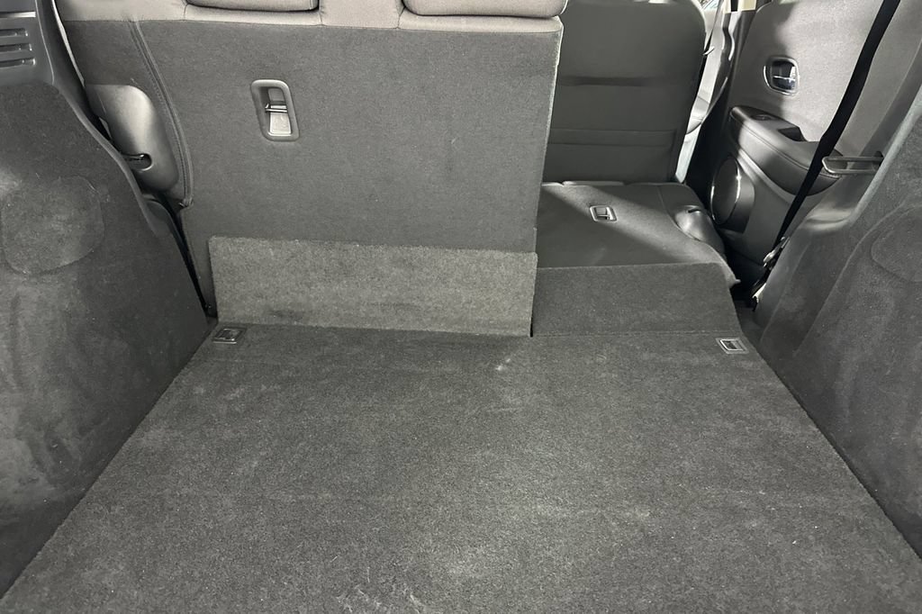 Used 2022 Honda HR-V EX image 17