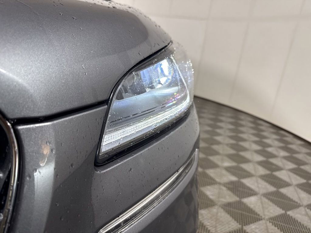 Certified 2022 Lincoln Corsair Reserve w/ Equipment Group 201A image 12