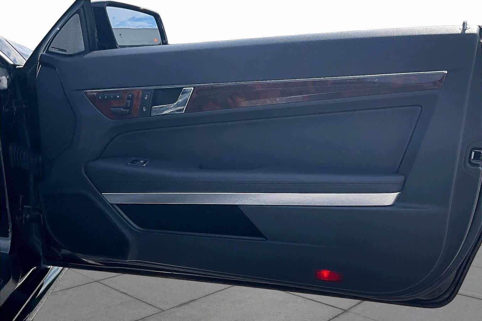 Used 2012 Mercedes-Benz E 550 Coupe image 23