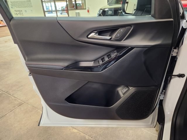 Certified 2025 Chevrolet Equinox RS AWD/4WD image 23