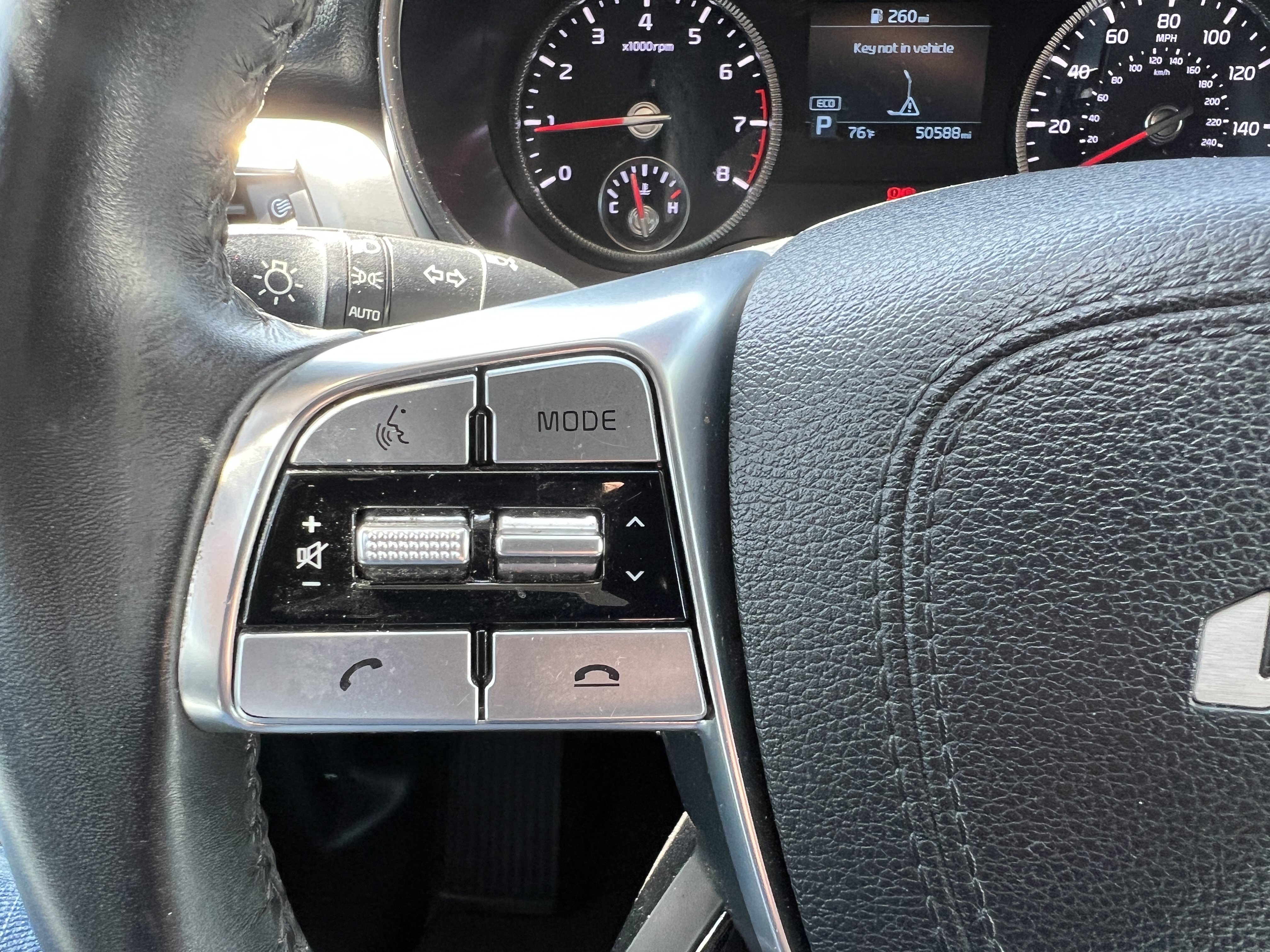 Certified 2022 Kia Telluride LX FWD image 26