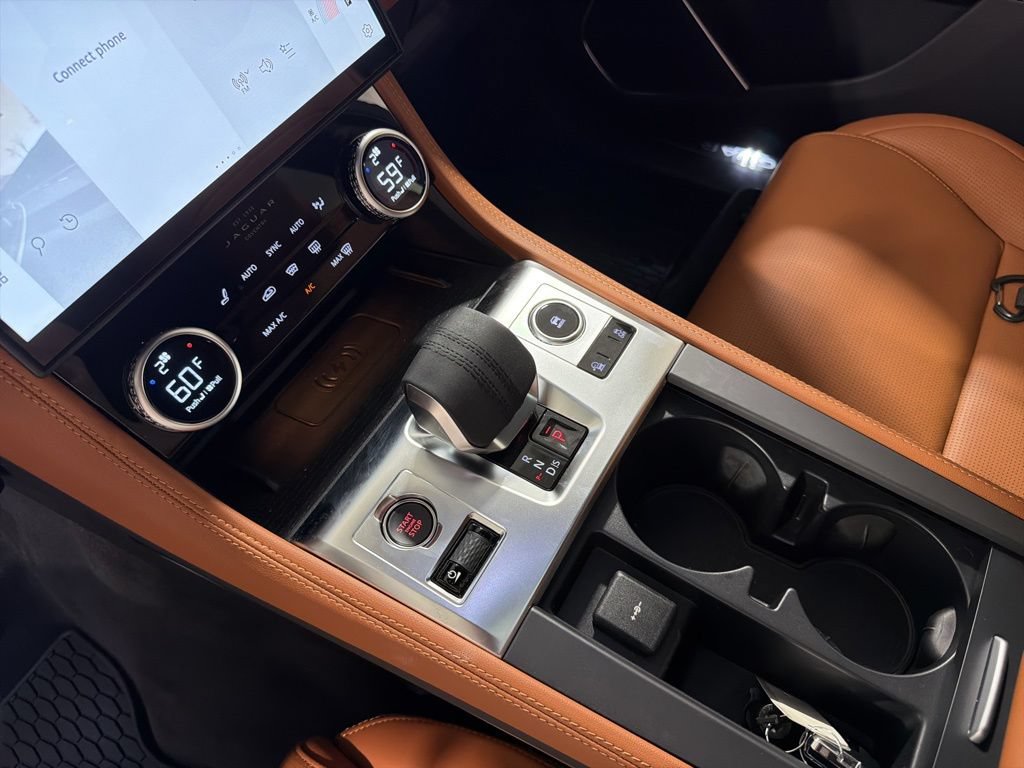 New 2026 Jaguar F-PACE R-Dynamic S AWD/4WD image 17