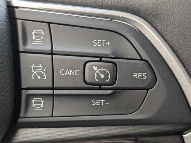 New 2026 Jeep Grand Cherokee Laredo X RWD image 21