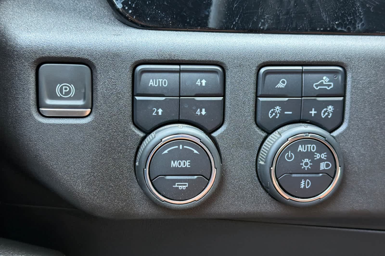 Used 2023 Chevrolet Silverado 1500 High Country w/ Max Trailering Package AWD/4WD image 30