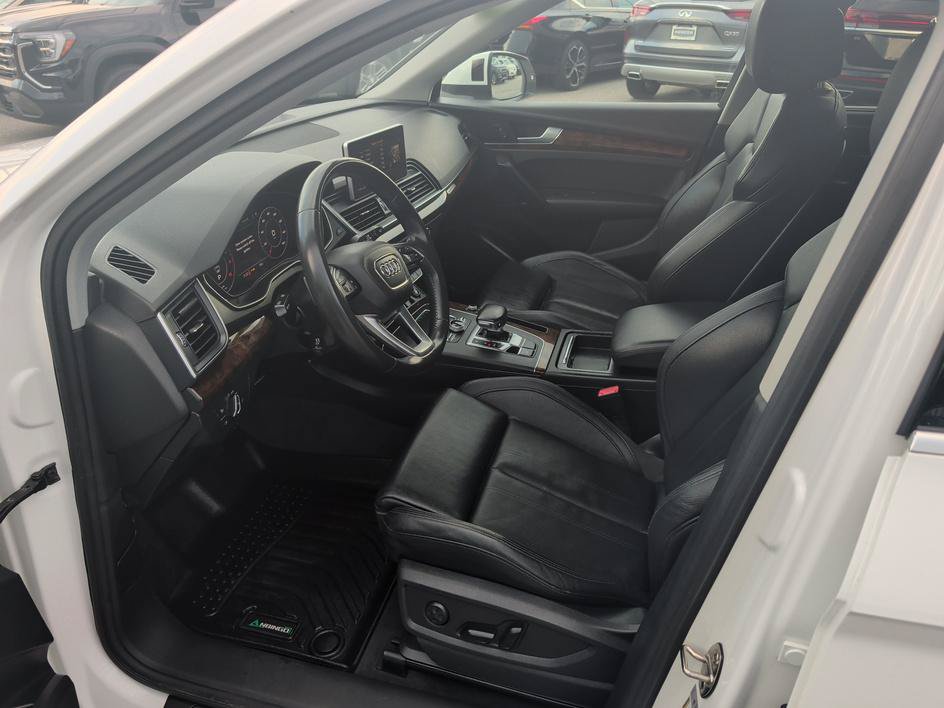 Used 2018 Audi Q5 2.0T Premium Plus w/ Premium Plus Package AWD/4WD image 8